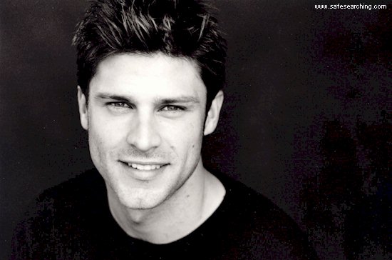 dan08.jpg (36090 bytes)