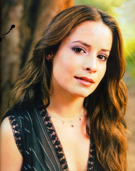 holly2.jpg (258474 bytes)