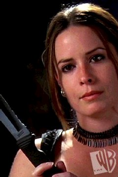 holly20.jpg (21512 bytes)